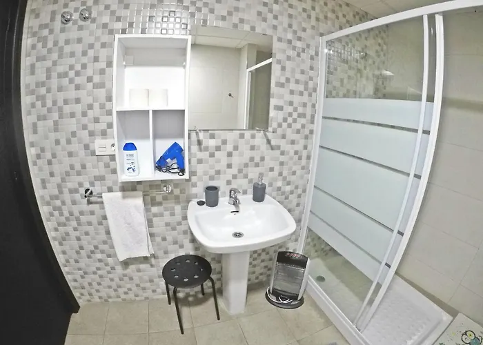 Mesonhomes Center - & Work * Granada