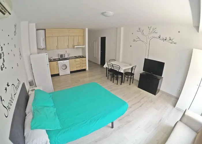 Apartment Mesonhomes Center - & Work *