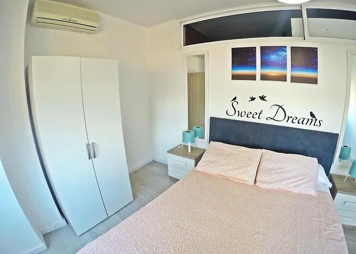 Apartment Mesonhomes Center - & Work *